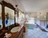 500 Avda. Benavidez, Los Olmos, 1648, 3 Habitaciones Habitaciones, ,Casa,En Venta,Avda. Benavidez,1499